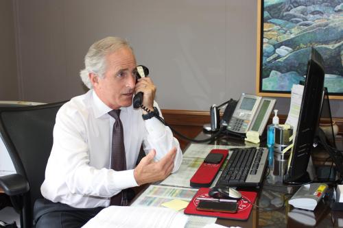 corker on the phone