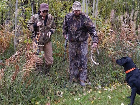 Sarah and Todd Palin hunting